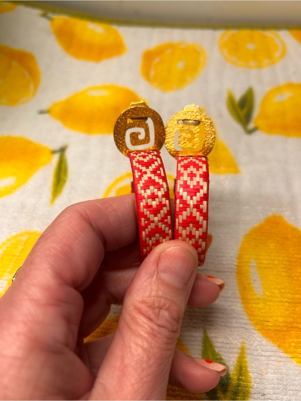 Hot pink white and gold plated Grecian earrings.